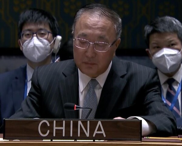 북한 ICBM에 관한 유엔 안보리 회의에서 발언하는 장쥔 주유엔 중국대사[유엔 웹티비 캡처]